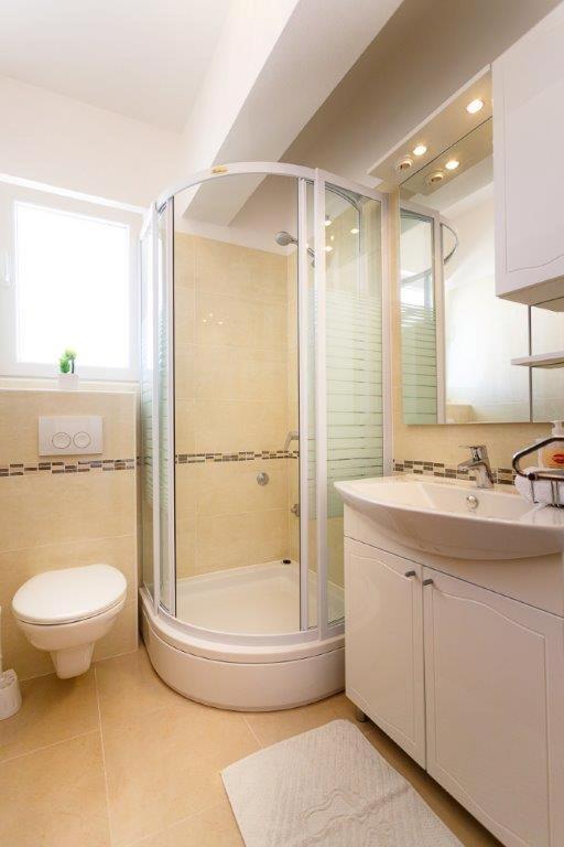 Apartmani Braut Kornić Zewnętrze zdjęcie